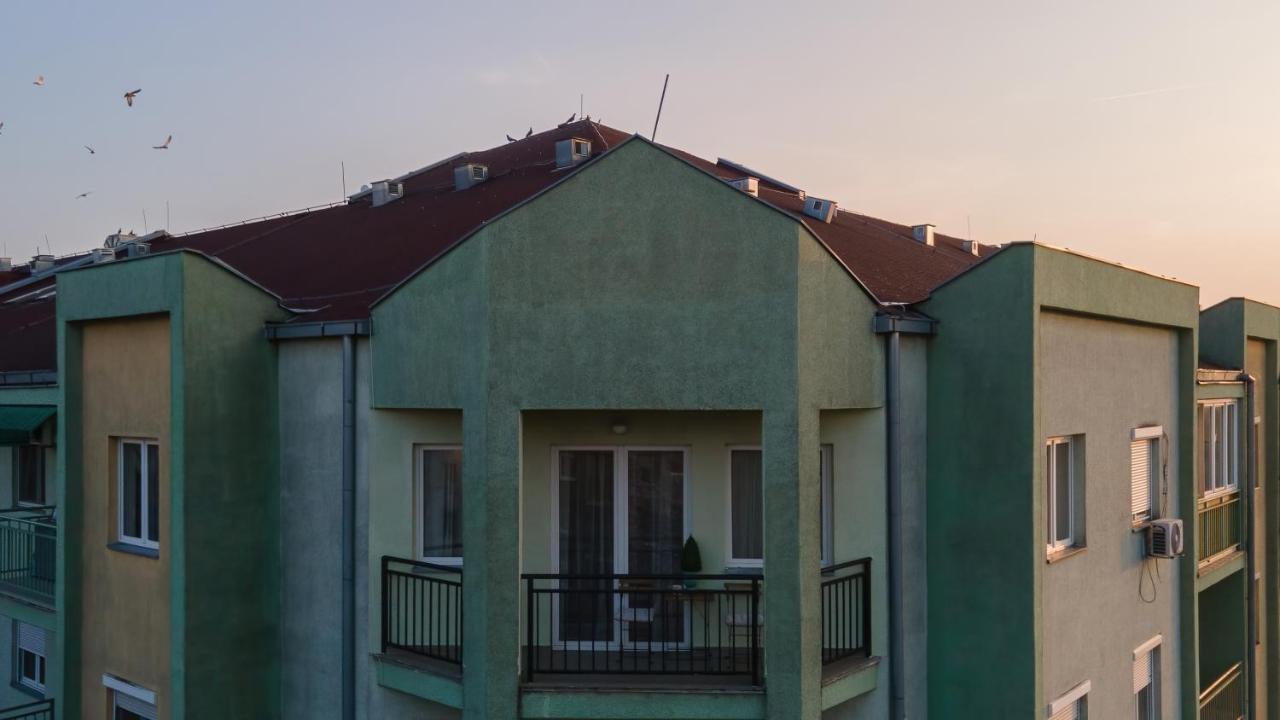 Aquarelle Apartment Subotica Exteriör bild